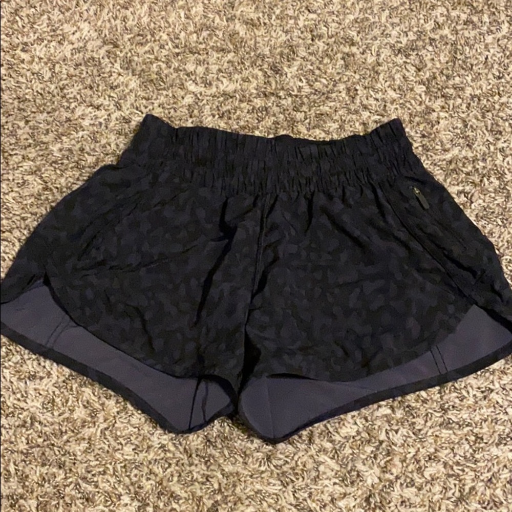 Lululemon hotty hot shorts
